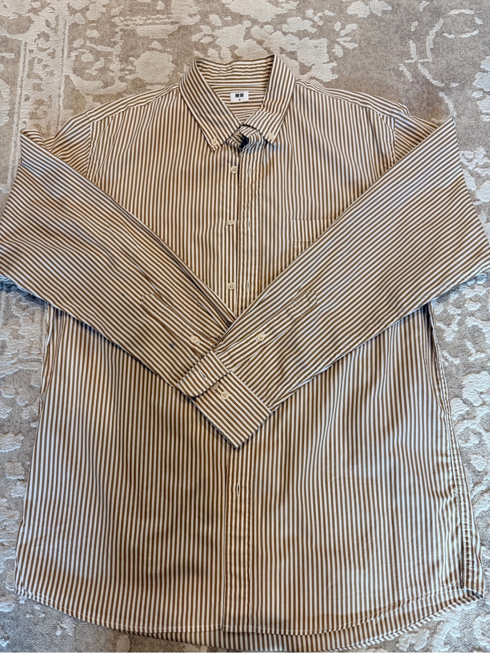 Uniqlo Men’s Striped Long-Sleeve Button-Up Shirt - Beige/White